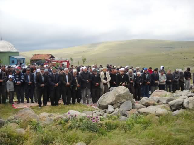 �aban�z�de Pa�asultan T�rbesi Ziyareti ve Dua