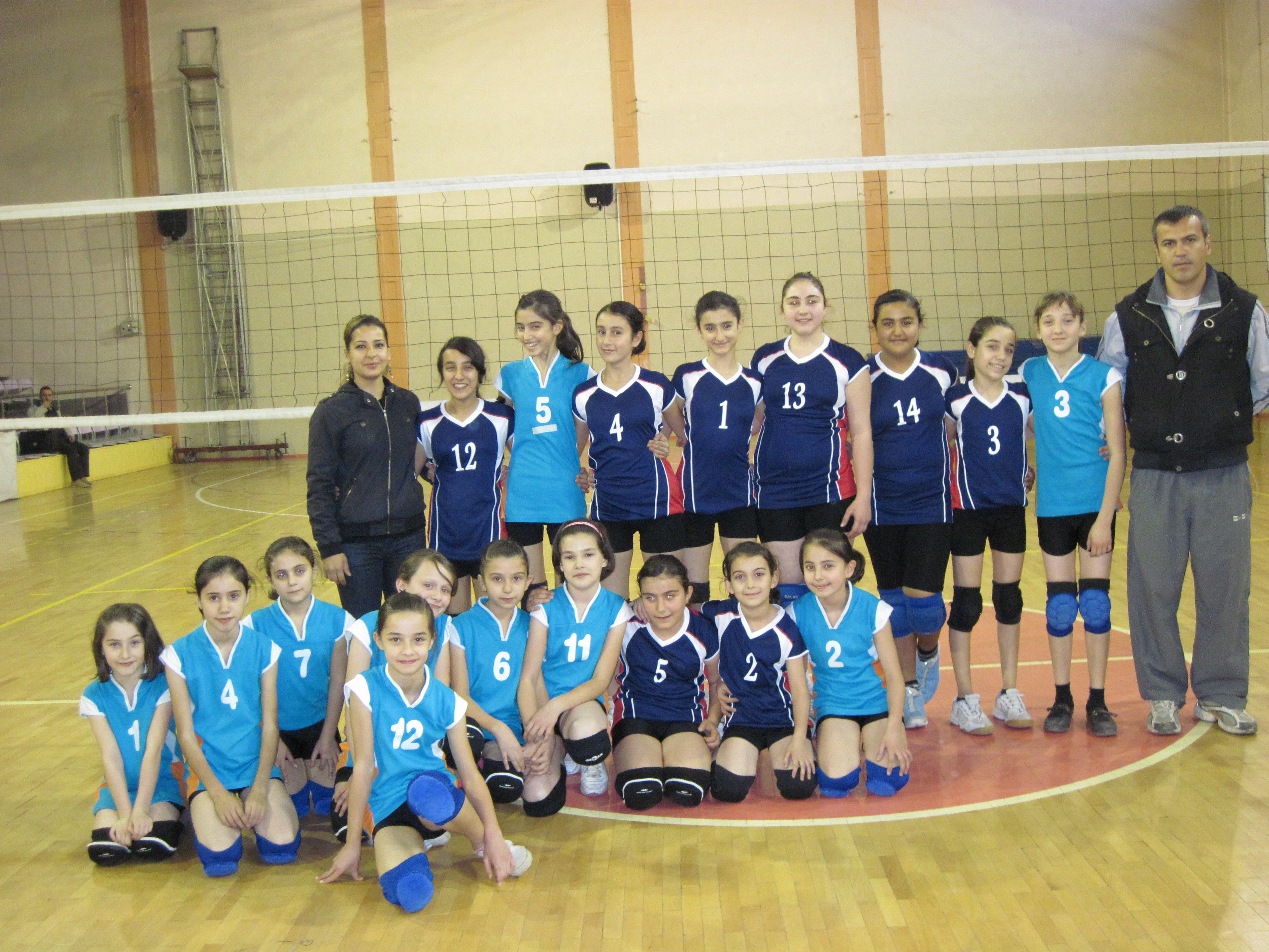 Ya� Grubu Bayanlar �l Birincili�i Tam Gaz Devam Ediyor