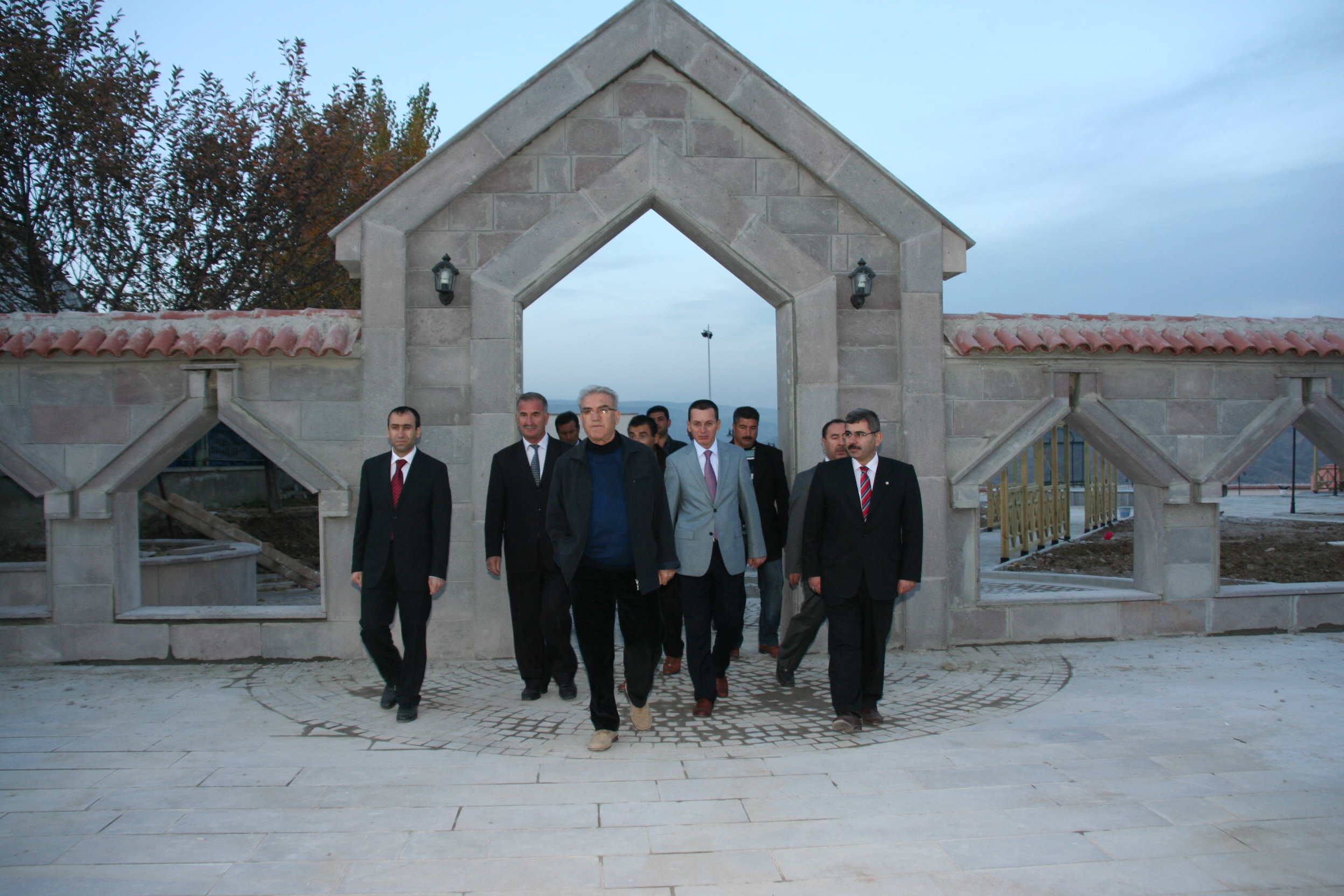 Vali Uzun ���ilik zay�f