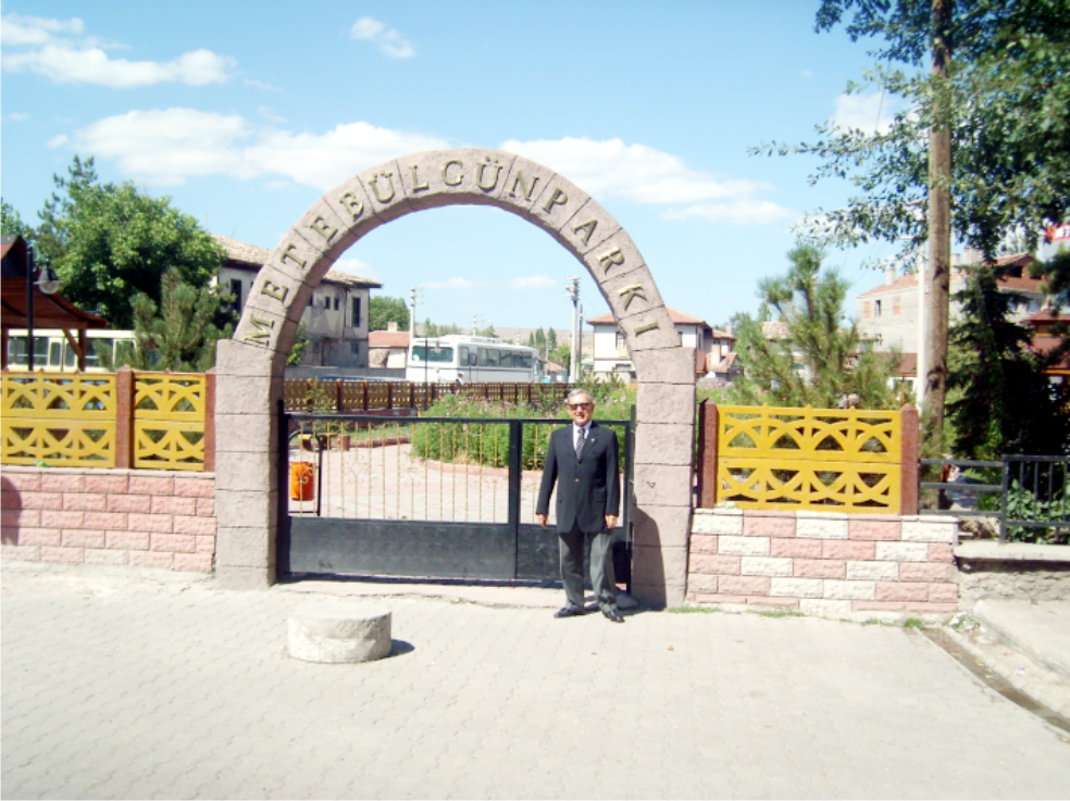 �erke� Belediyesi bir tarihi yok ederken, bir tarihi �ne ��kar�yor