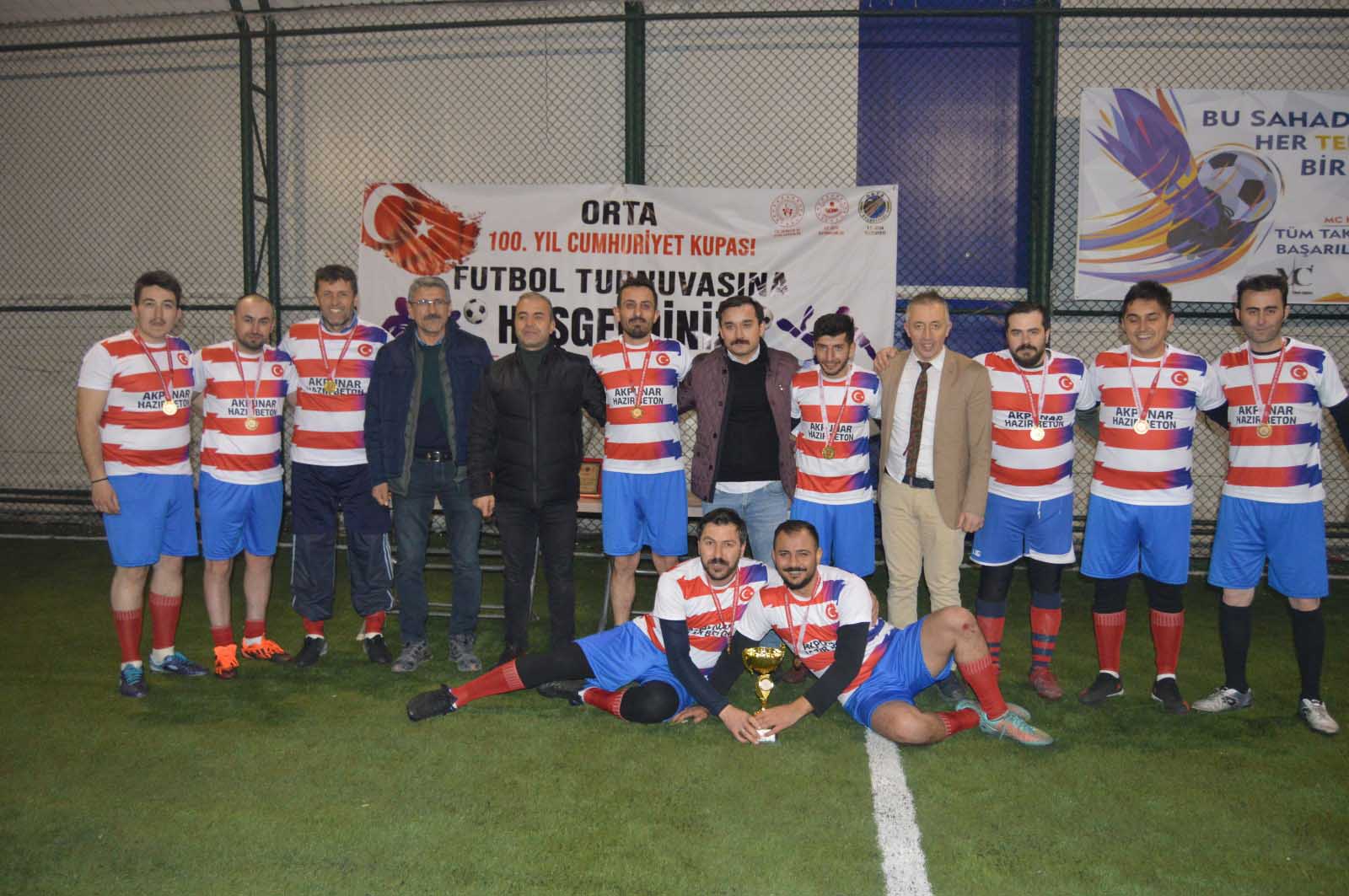 Orta 100. Yıl Cumhuriyet Kupası Futbol Turnuvası tamamlandı