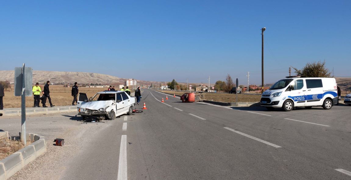 Çankırı’da otomobil ile triportör çarpıştı: 1 ölü 2 yaralı