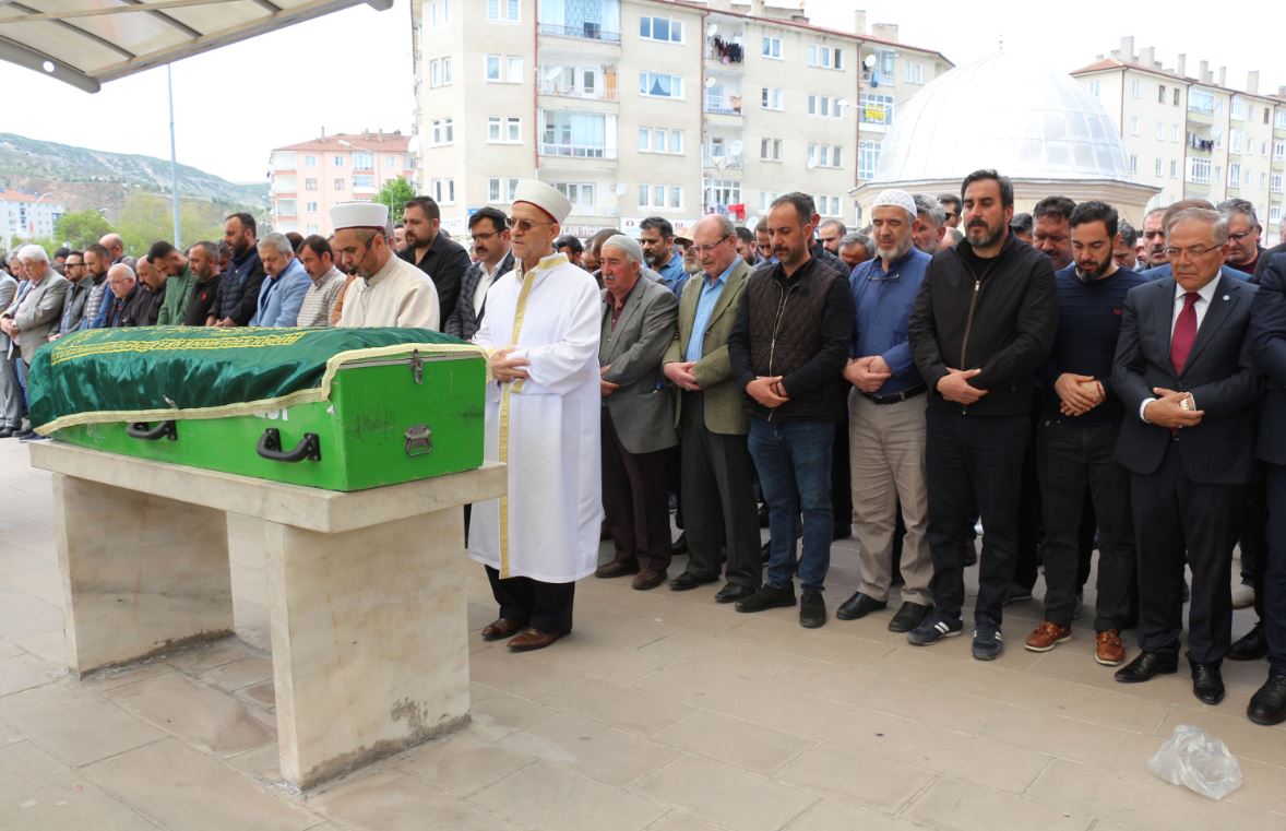 Orhan Kuşçu toprağa verildi