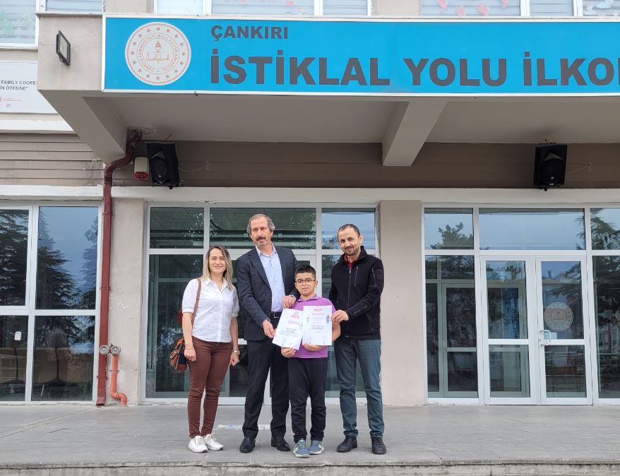 İstiklal Yolu İlkokulu öğrencisi Yiğitbaşı’ndan çifte Türkiye derecesi