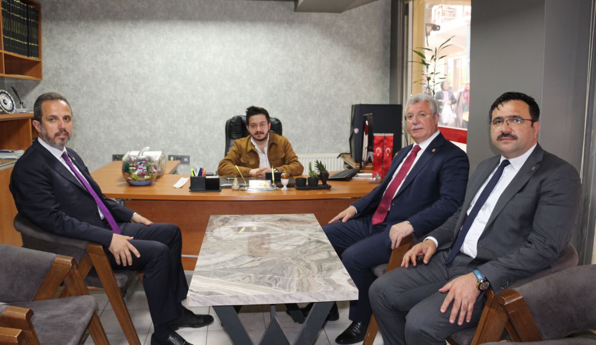 Akbaşoğlu ve Çivitcioğlu, gazetemizi ziyaret etti