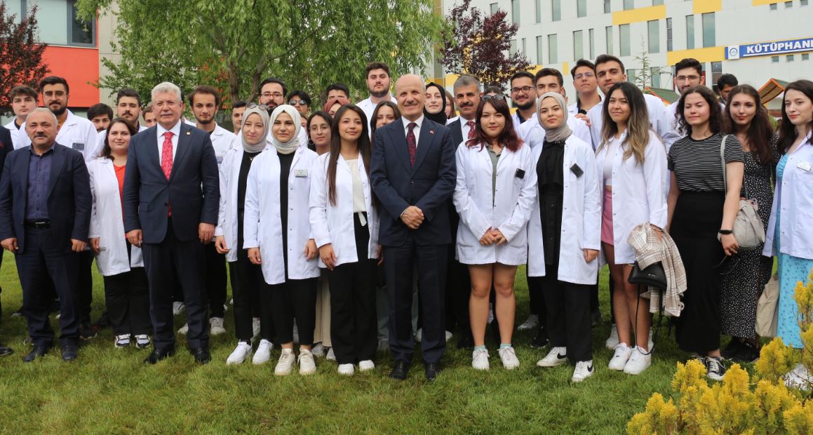 YÖK Başkanı Özvar: Keramet diplomada değil