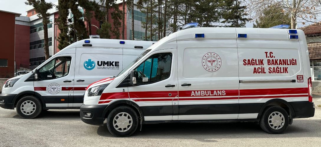 Çankırı’ya 1 yeni ambulans ve 1 acil müdahale aracı tahsis edildi