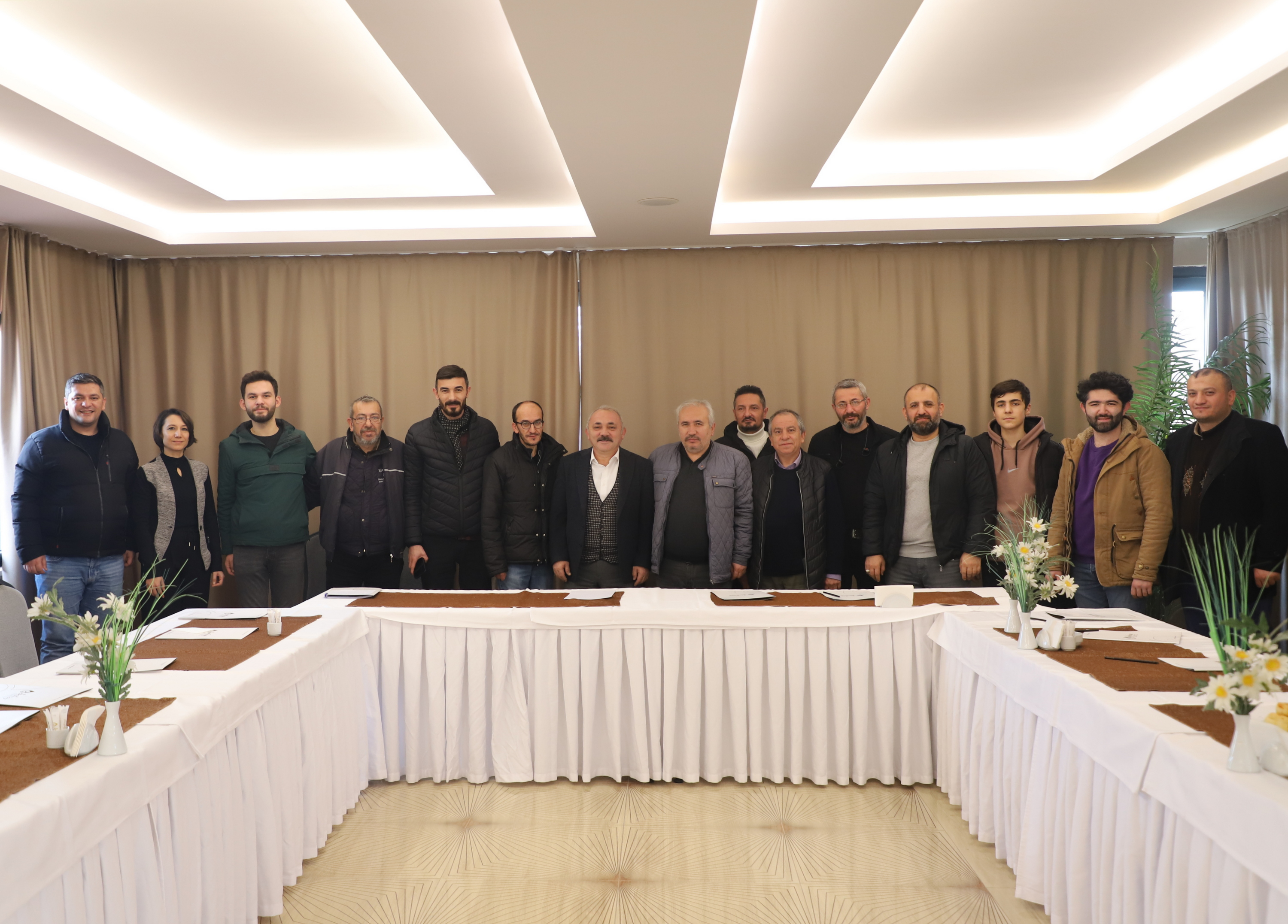 Başkan Esen, gazetecileri ağırladı