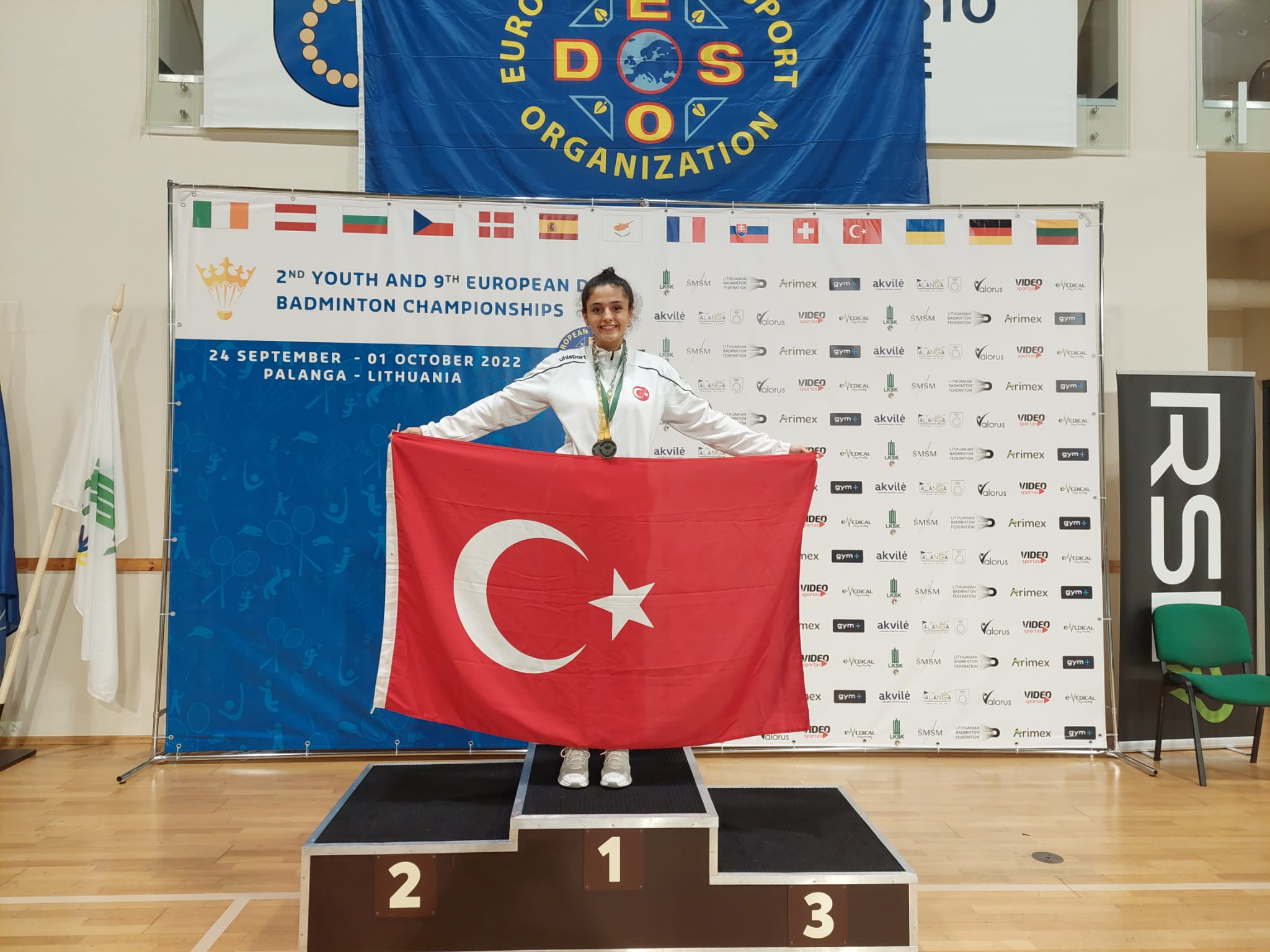 Demirel, badmintonda Avrupa ikincisi oldu