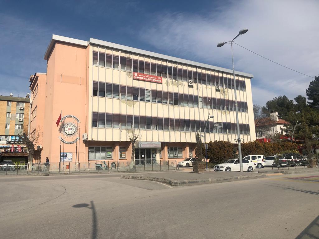 Kültür merkezi, depreme dayanıksız olduğu gerekçesiyle boşaltılacak