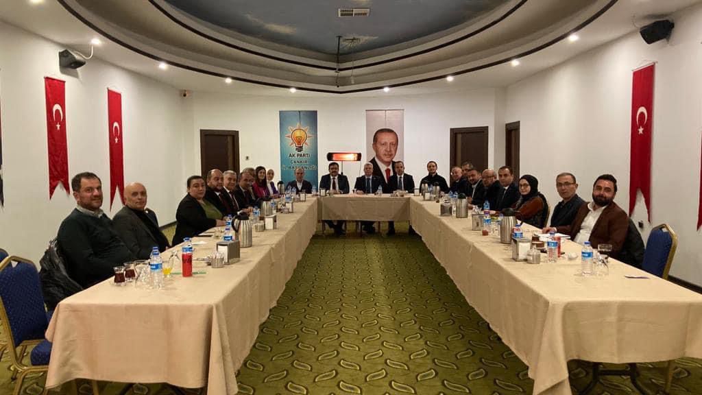 AK Parti teşkilatı, milletvekili aday adaylarıyla bir araya geldi