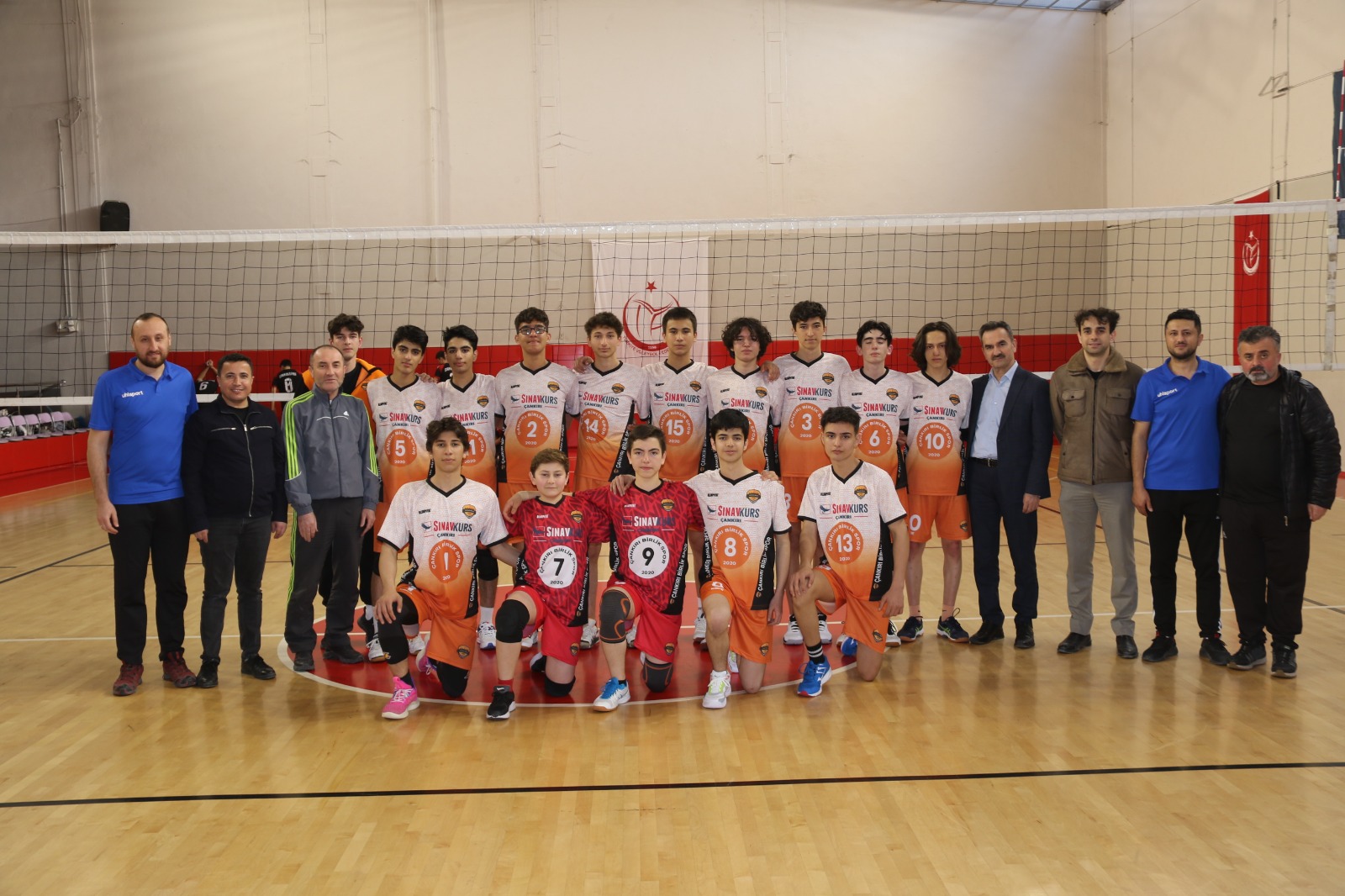 Çankırı Birlik Spor Küçük Erkekler Voleybol Takımı Türkiye finalinde