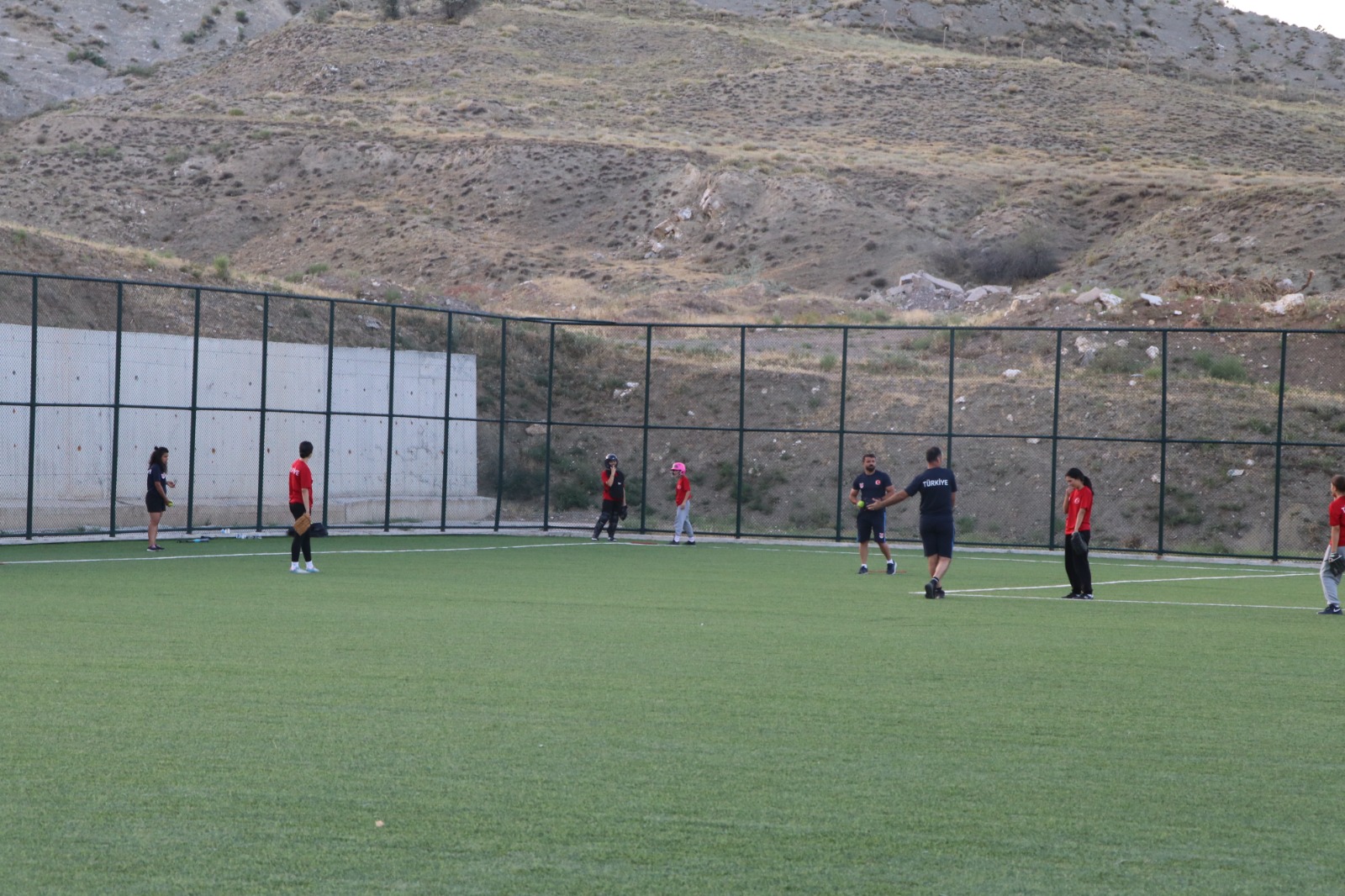 U15 Softbol Milli Takım, hazırlıklarını Çankırı’da sürdürüyor