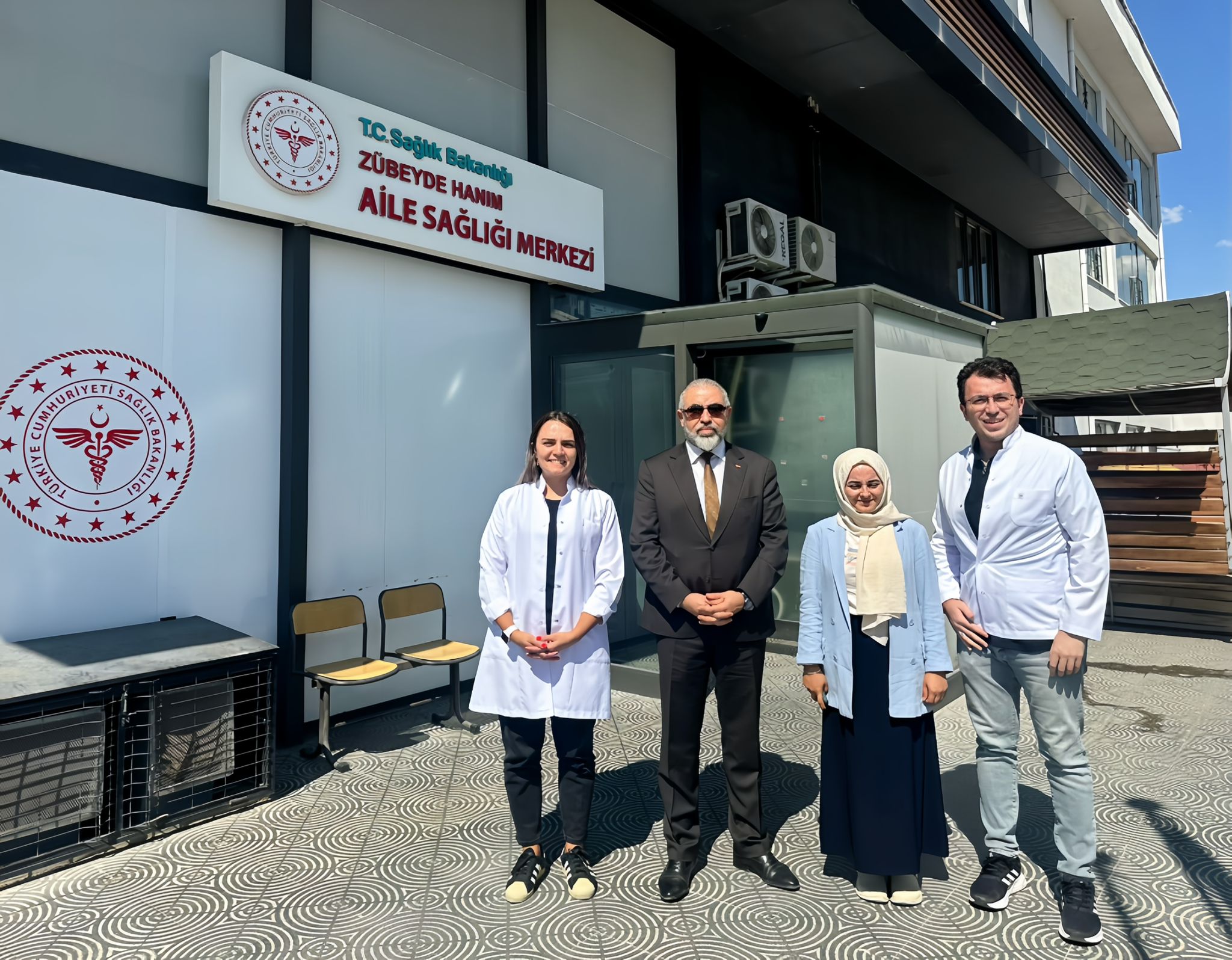 Sarıkaya, Zübeyde Hanım Aile Sağlığı Merkezini ziyaret etti