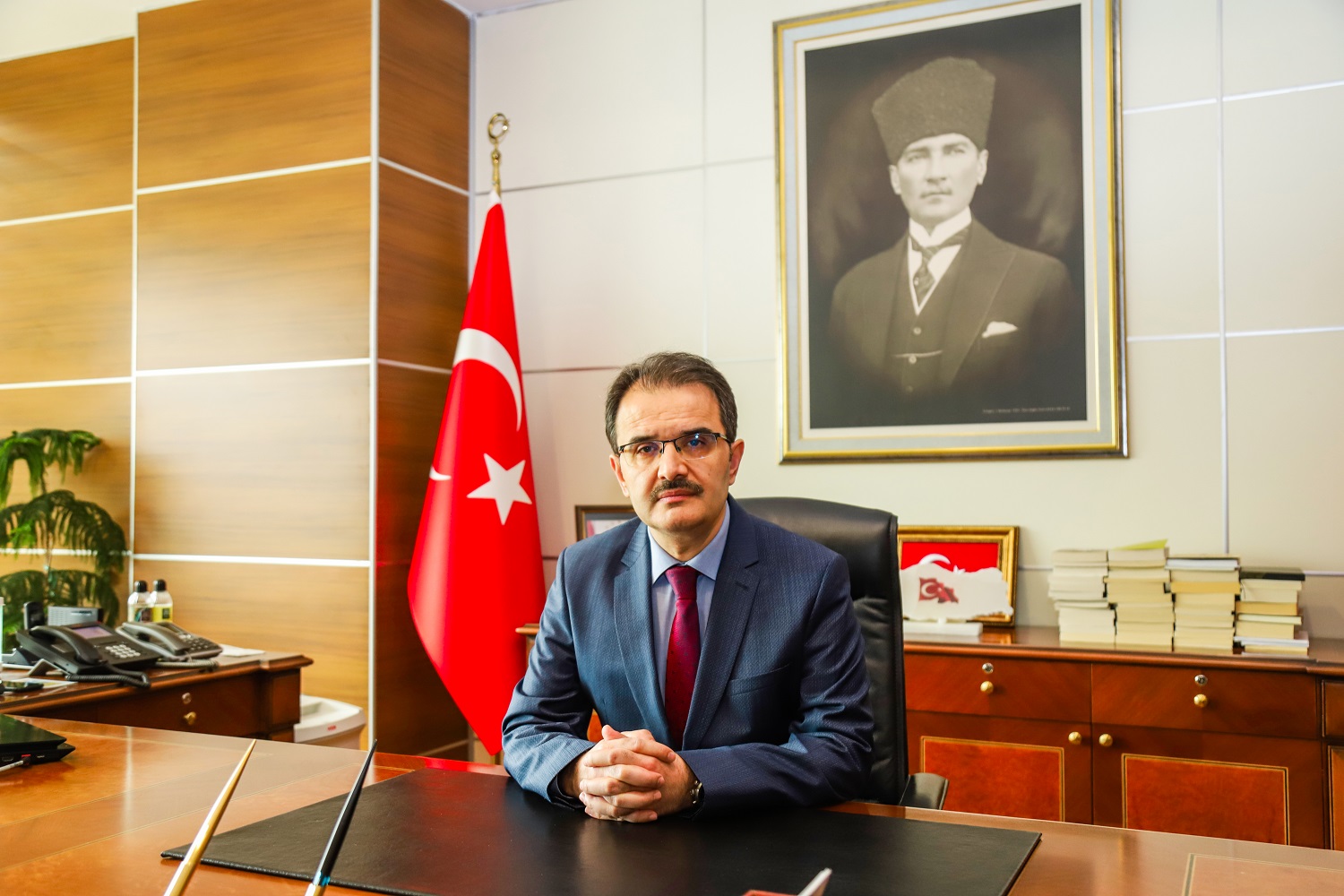 Vali Ayaz: Gazetecilik mesleğinin toplumdaki önemi büyüktür